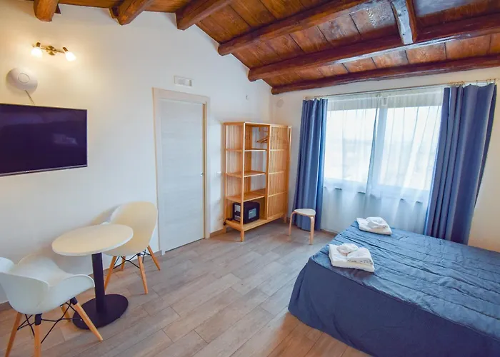 Ruggero * צ'פאלו